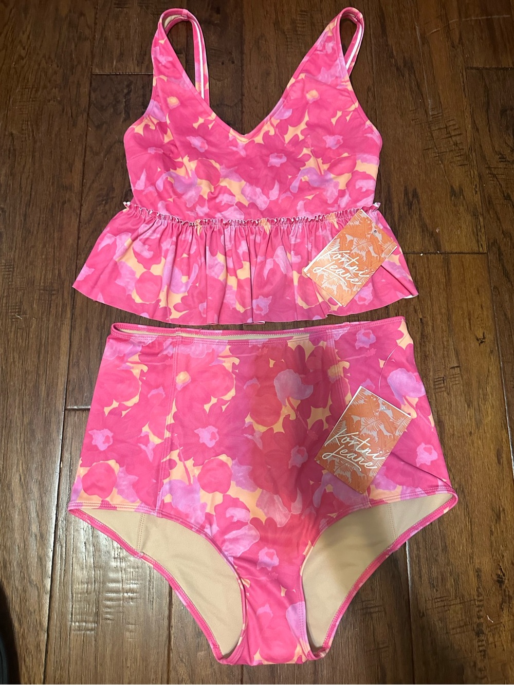 NWT! Women’s Kortni Jeane Pink Blooms Modest 2-Piece Swimsuit - Size M